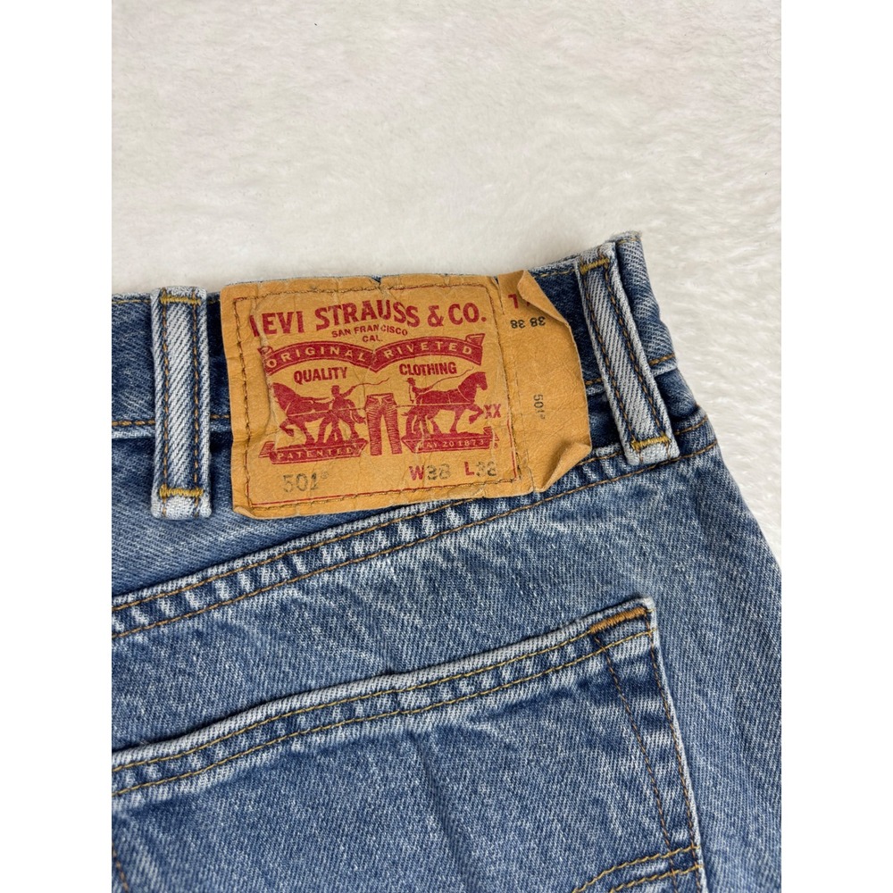 Levis 501 Mens 38x32 Jeans Grungy Distressed Medium Wash Vintage Back Hole Fade - Picture 8 of 10